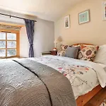 Finest Retreats - St Francis Ulpha